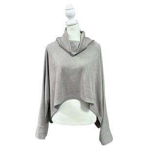 Lime & Vine Faux Suede Solid Asymmetrical Cowl Neck Crop Top Gray Size Small